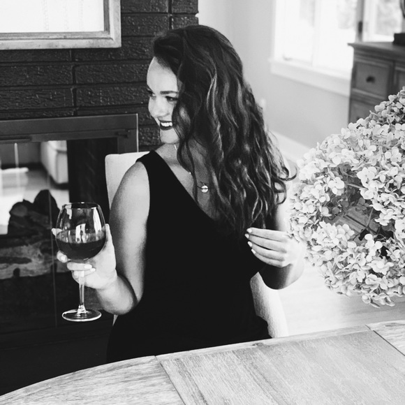 Welcome to Kelsey’s Collection! - Picture 4 of 6